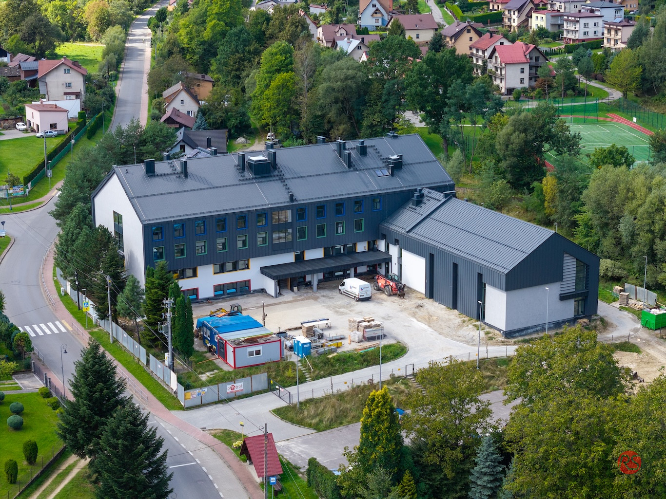 Construction and modernization of the primary school in Rytro – ongoing